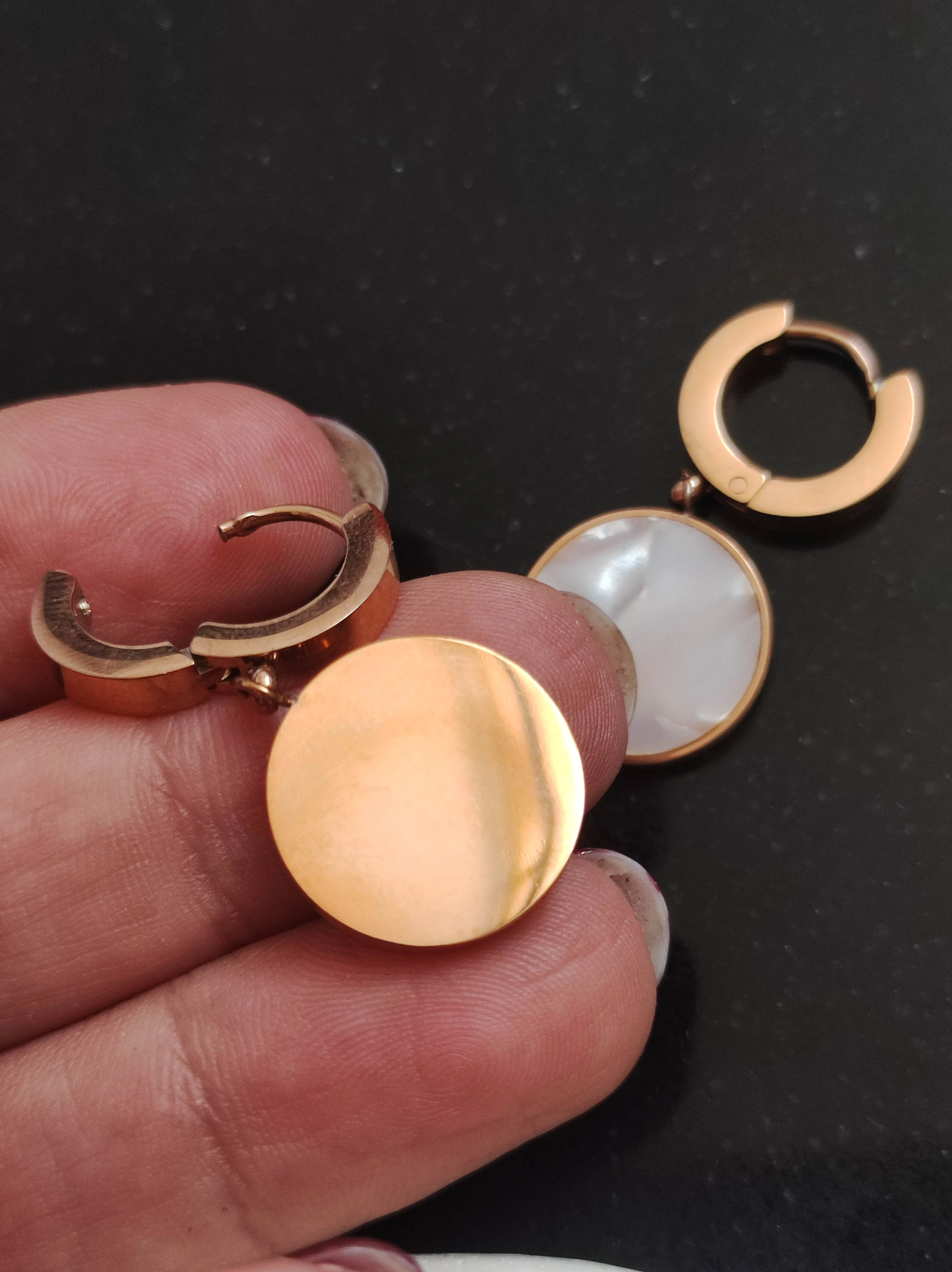 گوشواره حلقه ای صدف