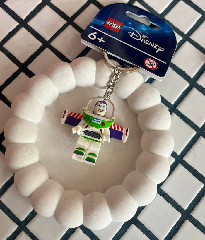 جاکلیدی مینیفیگور لگو دیزنی طرح باز لایتیر (Buzz Lightyear)